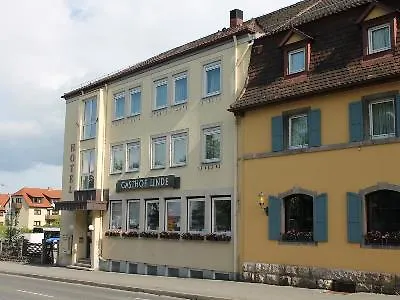 Zur Linde Pensión 3*