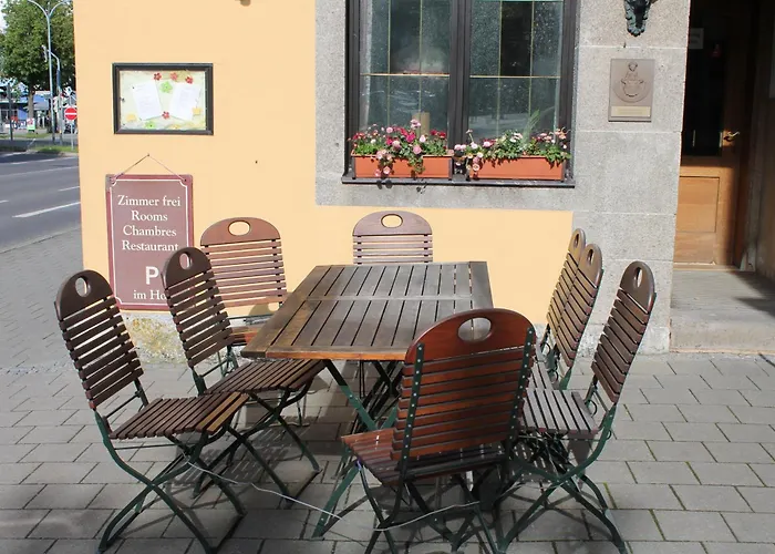 Zur Linde Pensionat 3*