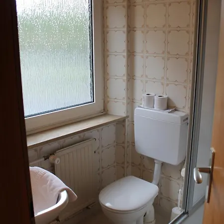 Guest house Zur Linde 2*